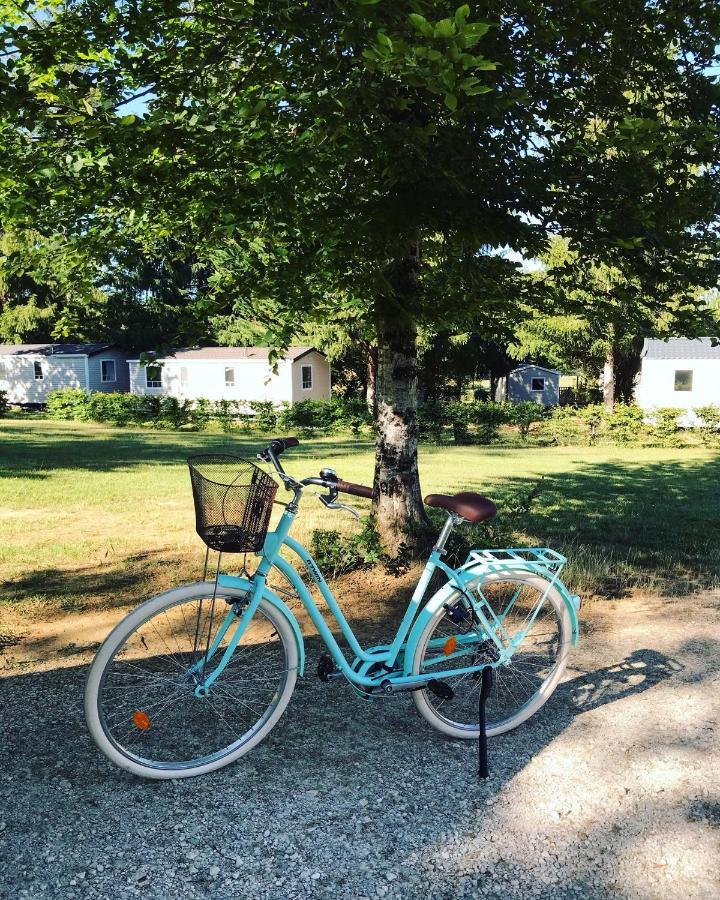 Camping Paradis De Maillac Sainte-Nathalène 外观 照片