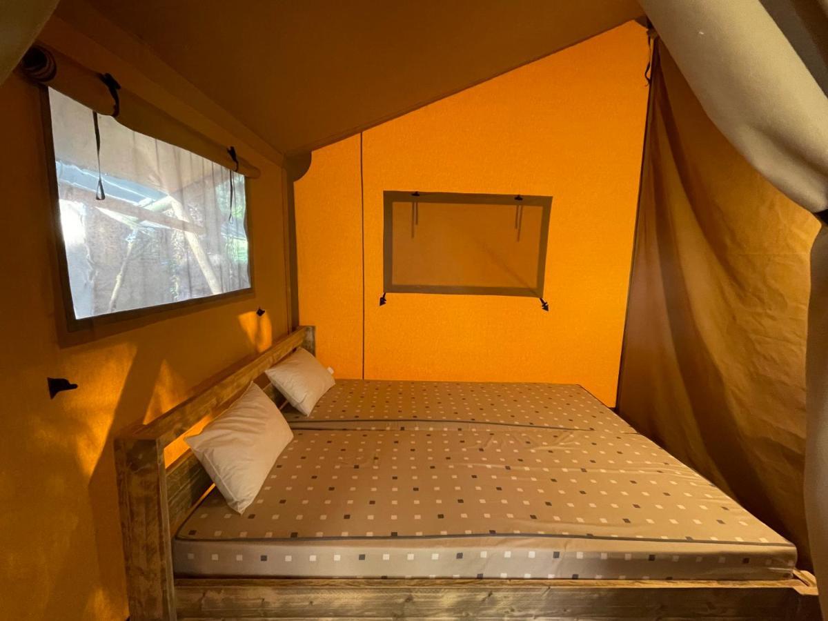 Camping Paradis De Maillac Sainte-Nathalène 外观 照片